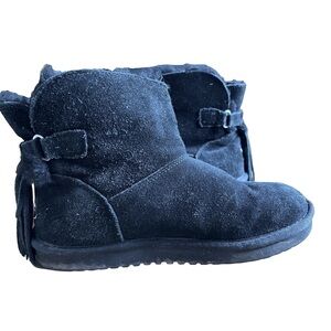 UGG‎ Koolaburra Jaelyn Mini Boots Leather Tassel Fringe Size 7 Black 1096412